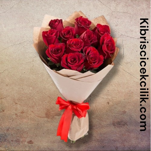 11 Kırmızı Gül Buketi