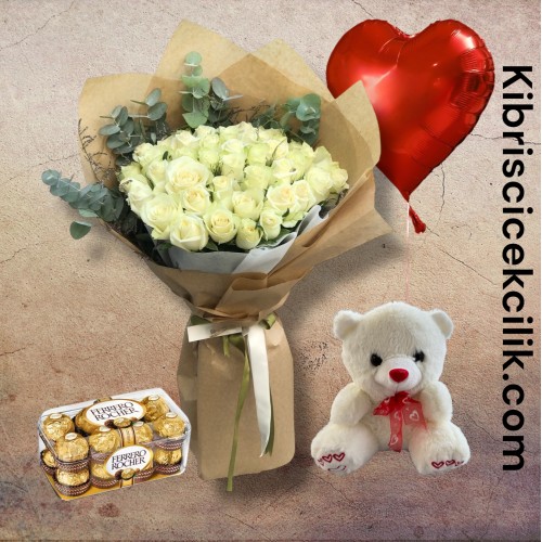 30 Beyaz Gül Buketi Ayıcık 16'lı Ferrero Çikolata Kalp Helyum Balon 30 Beyaz Gül Buketi Ayıcık 16'lı Ferrero Çikolata Kalp Helyum Balon