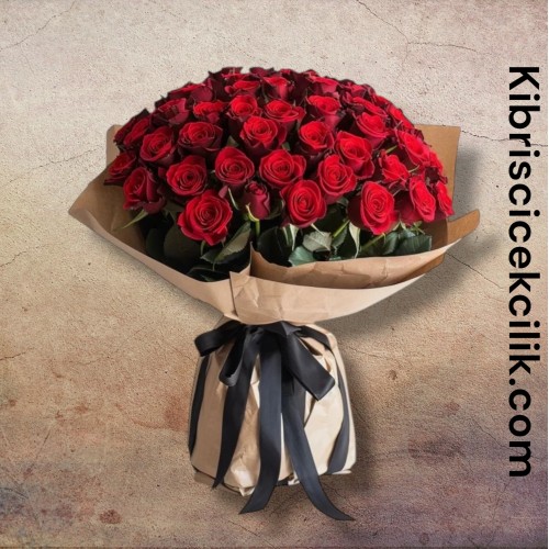 81 Kırmızı Gül Buketi