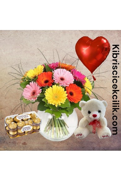 Akvaryumda Gerbera Ayıcık 16'lı Ferrero Çikolata Kalp Helyum Balon Akvaryumda Gerbera Ayıcık 16'lı Ferrero Çikolata Kalp Helyum Balon