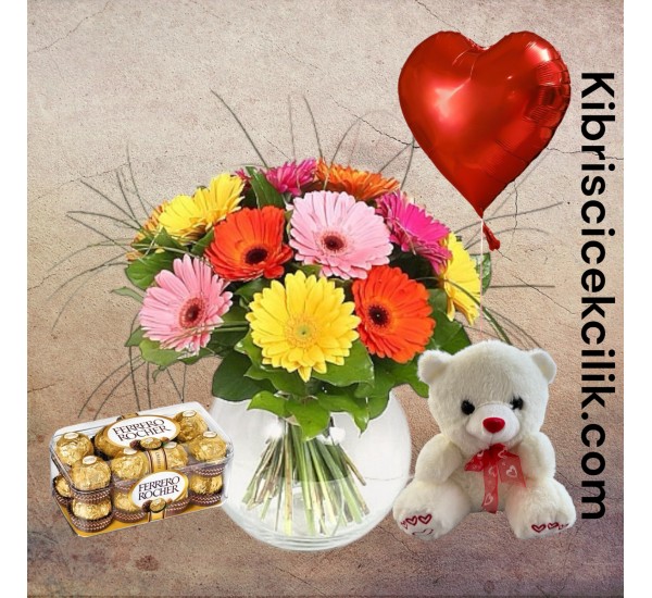 Akvaryumda Gerbera Ayıcık 16'lı Ferrero Çikolata Kalp Helyum Balon Akvaryumda Gerbera Ayıcık 16'lı Ferrero Çikolata Kalp Helyum Balon