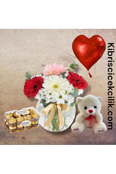 Akvaryumda Karışık Çiçek Ayıcık 16'lı Ferrero Çikolata Kalp Helyum Balon Akvaryumda Karışık Çiçek Ayıcık 16'lı Ferrero Çikolata Kalp Helyum Balon