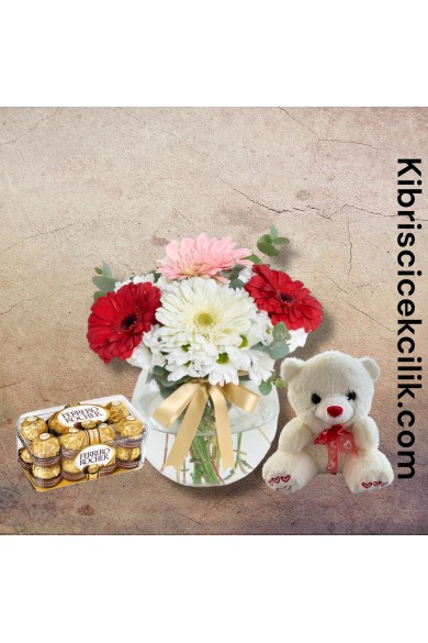 Akvaryumda Karışık Çiçek Ayıcık 16'lı Ferrero Çikolata Akvaryumda Karışık Çiçek Ayıcık 16'lı Ferrero Çikolata