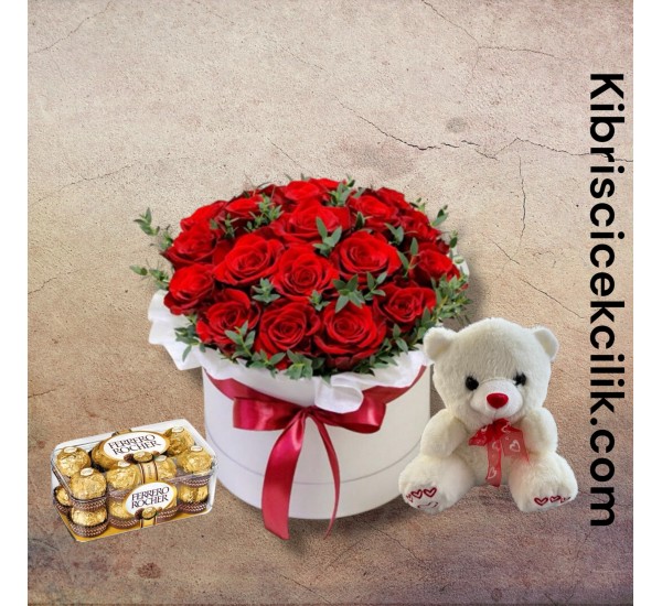 Kutuda 17 Kırmızı Gül Ayıcık 16'lı Ferrero Çikolata Kutuda 17 Kırmızı Gül Ayıcık 16'lı Ferrero Çikolata