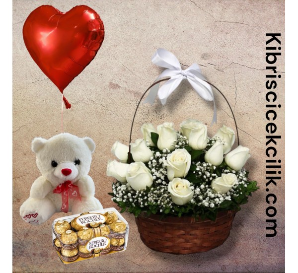 Sepette 15 Beyaz Gül Ayıcık 16'lı Ferrero Çikolata Kalp Helyum Balon
