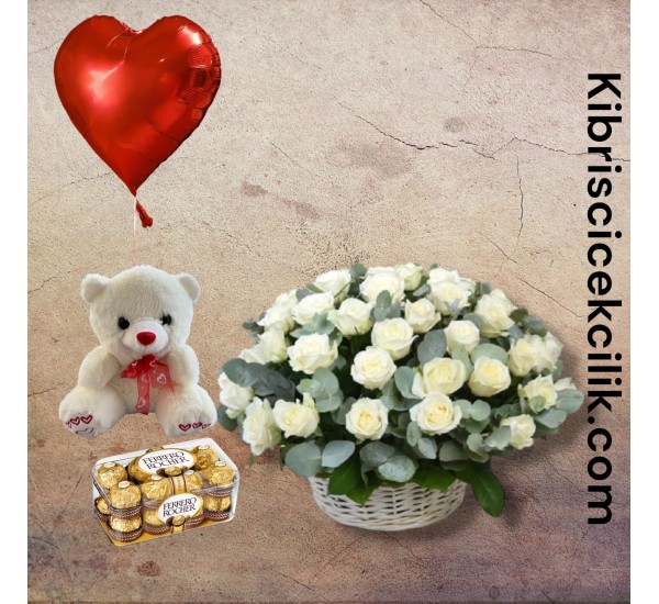 Sepette 33 Beyaz Gül Ayıcık 16'lı Ferrero Çikolata Kalp Helyum Balon