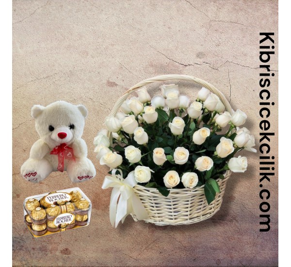 Sepette 51 Beyaz Gül Ayıcık 16'lı Ferrero Çikolata Sepette 51 Beyaz Gül Ayıcık 16'lı Ferrero Çikolata