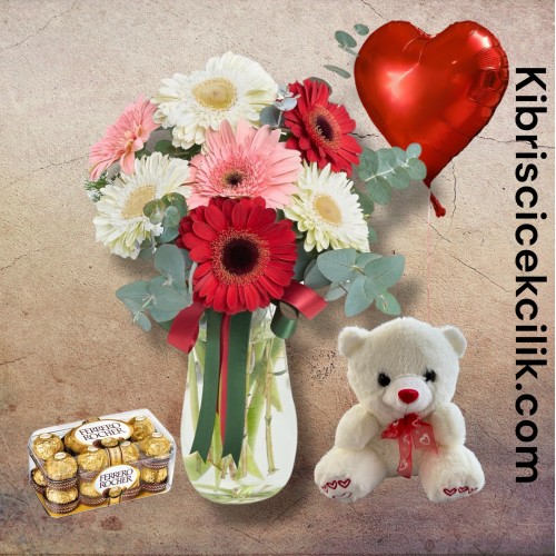 Vazoda Gerbera Ayıcık 16'lı Ferrero Çikolata Kalp Helyum Balon