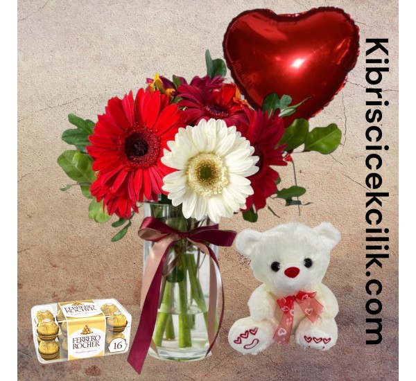 Vazoda Gerbera Ayıcık 16'lı Ferrero Çikolata Kalp Helyum Balon