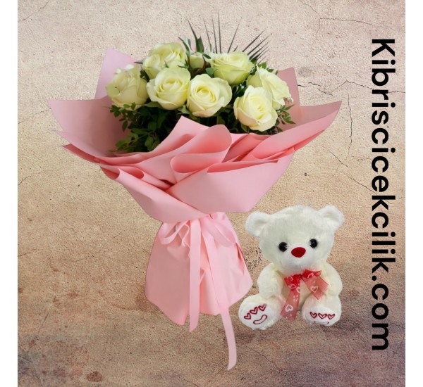 11 Beyaz Gül Buketi Ayıcık