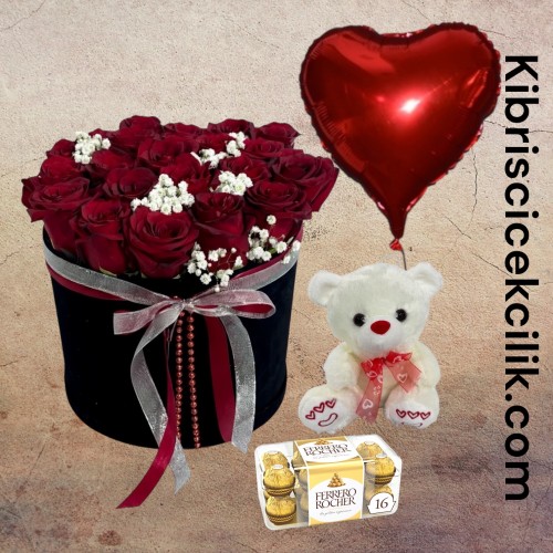 Kutuda 25 Kırmızı Gül Ayıcık 16'lı Ferrero Çikolata Kalp Helyum Balon Kutuda 25 Kırmızı Gül Ayıcık 16'lı Ferrero Çikolata Kalp Helyum Balon