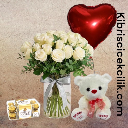 Vazoda 25 Beyaz Gül Ayıcık 16'lı Ferrero Çikolata Kalp Helyum Balon Vazoda 25 Beyaz Gül Ayıcık 16'lı Ferrero Çikolata Kalp Helyum Balon